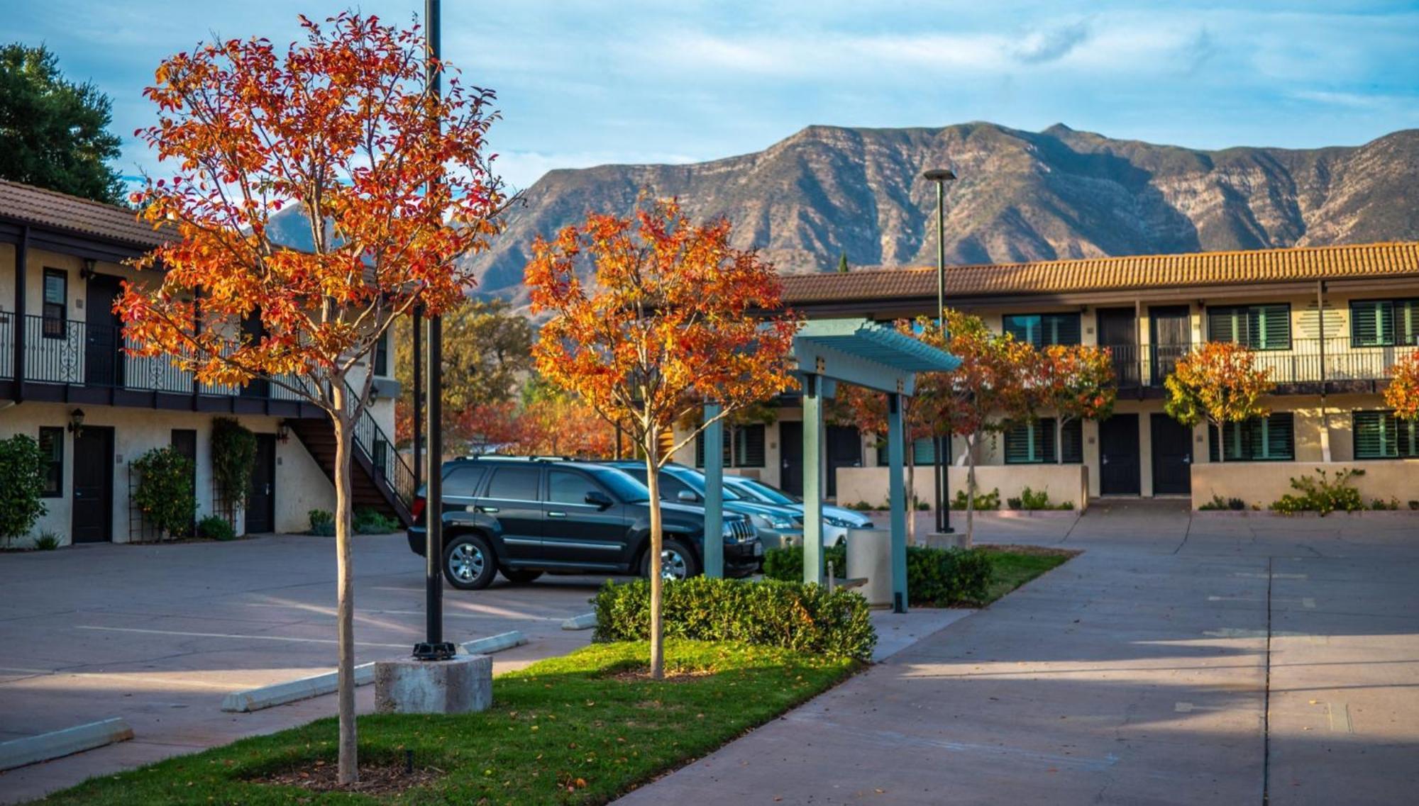คาซา โอฮาย อินน์ Ojai ภายนอก รูปภาพ