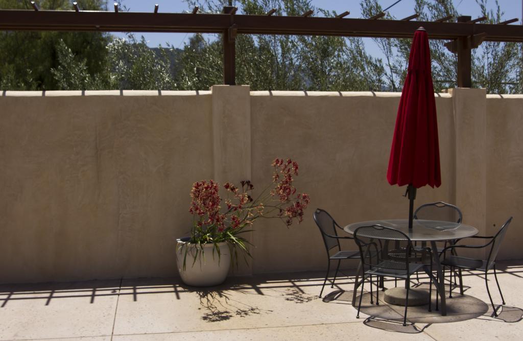 คาซา โอฮาย อินน์ Ojai ภายนอก รูปภาพ